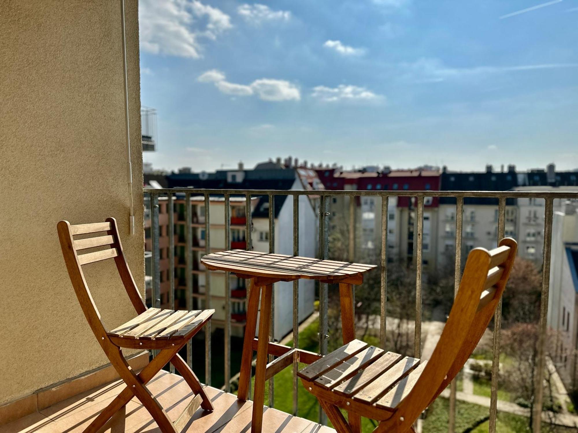 City Break Apartment - Private Garage, Ac, Balcony Будапешт Экстерьер фото